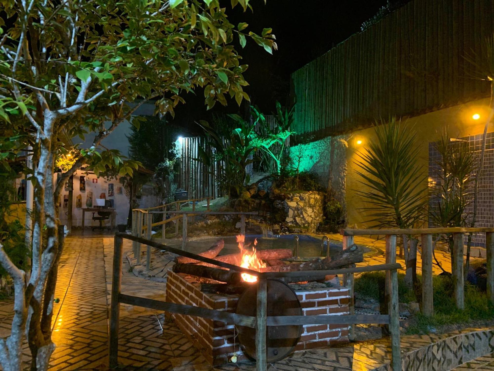 Pousada E Restaurante Casinha Velha Hotel Macacos  Exterior photo